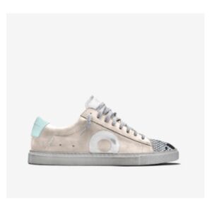 Oliver Cabell Cream and Gray Sneakers